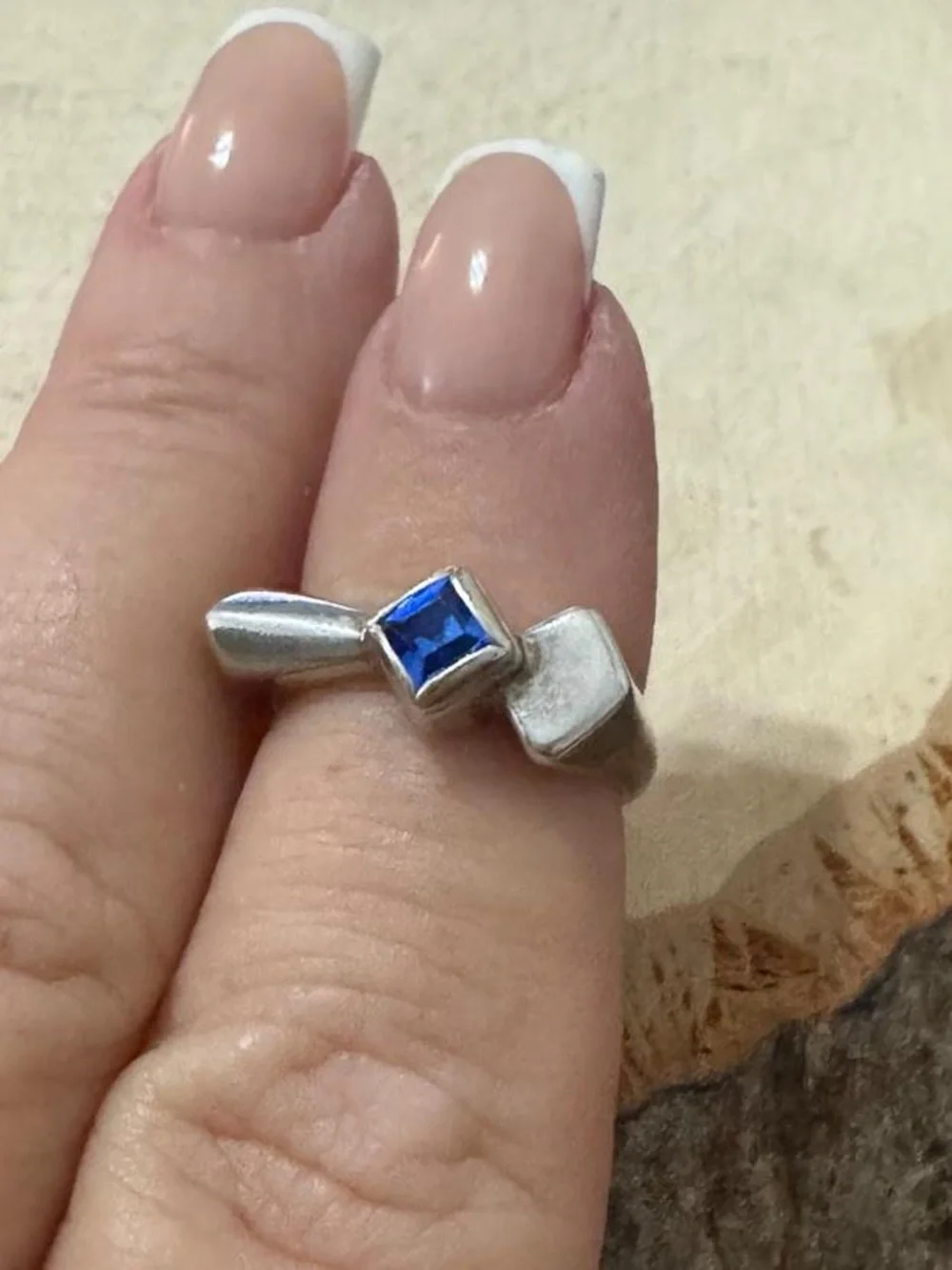 925 Sterling Silver Modernist Blue Gemstone Ring Size 5